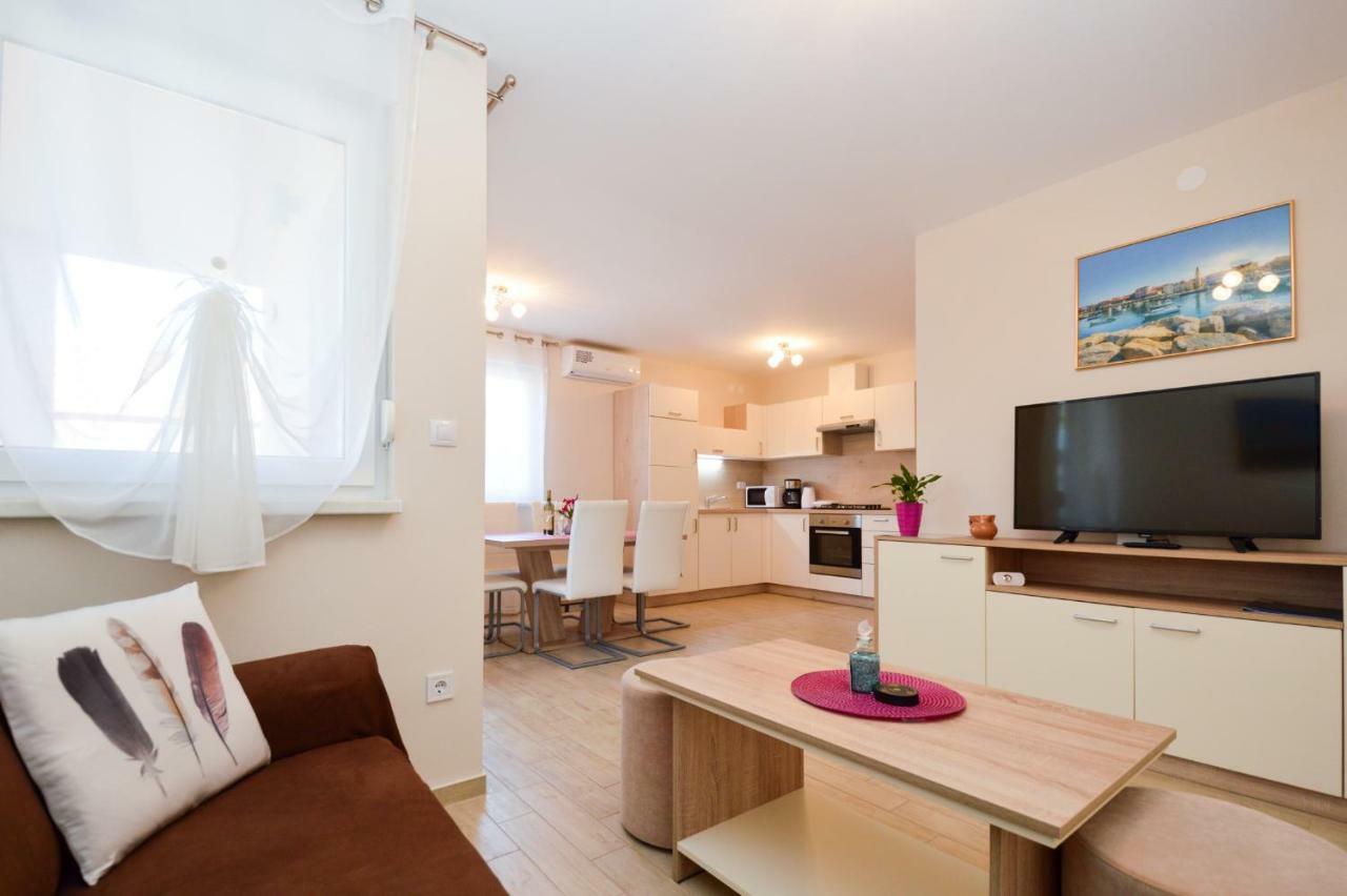 Apartment Mit- Mir Fondole Экстерьер фото